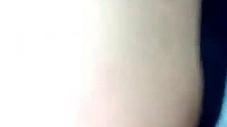 sabrosa vecina mexicana enjoying her day