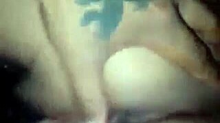 sabrosa vecina mexicana enjoying her day