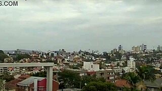 Dan�ando Na Sacada De Casa Com Grandes Tits