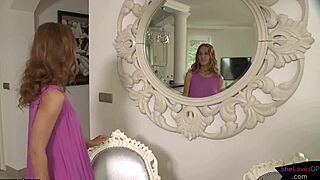 Euro hottie takes threeway creamy cumshot