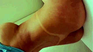 Couldn't Hold It! Masturbated In Bathroom!