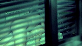 Tangkap teman wanita saya selingkuh di katil kami