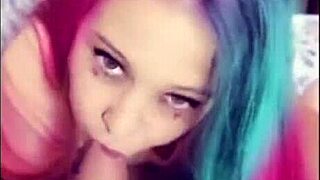 Латиноамериканская девушка сосет огромный член в домашней компиляции