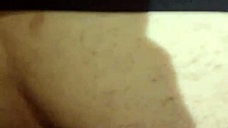 Recebendo Um Cunete Maravilhoso Antes Da Piroca Entrar