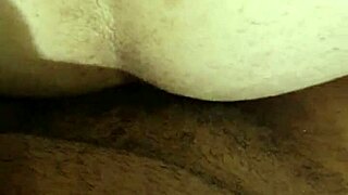 Recebendo Um Cunete Maravilhoso Antes Da Piroca Entrar