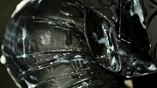 i got jizz on my stockings at gloryhole