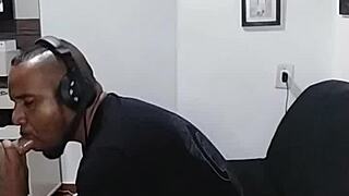 Mavambo fucks my ass at midnight.