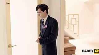 Noiva do Daddy4K Fica Safada com Homem Mais Velho em Caso Chocante