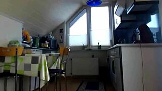 sexy ass and pussy plugged on webcam