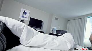 Can you fuck me quick like your stepdad