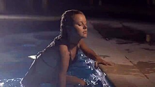 jessie rogers gives an erotic blowjob by the pool