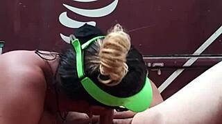 Gordinho invites friend for play, starts with me first