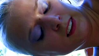 blonde slut's wet pussy orgasm from bareback fucking?