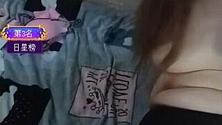 Blowjob leads to intense squirting