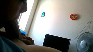 Deepthroat Blowjob With Intense Swallow Action!