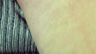 Curvy snow-white MILF enjoy only masturbating