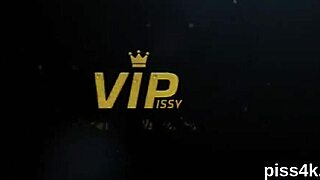 pretty lezzie sweeties sprayed with piss and squirt their wet cunts 😏