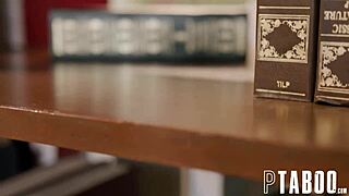 Libraries host Dee Williams, Oliver Flynn, and Air Thugger for wild fun. Can you handle this steamy lesson?