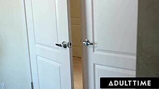 Milf Voyeur Alexis Fawx Seduces Teen 18+ Neighbor!