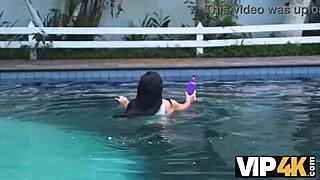 Mouthwatering brazilian babe in outdoor vip4k