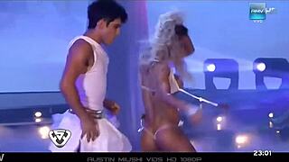 Dirty dancing scene with 18-year-olds in lively conversation