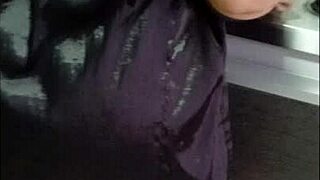 I Wait For Food And See Big Ass Latina Milf Squirting With Dildo