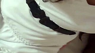 Dançando de calcinha vermelha - parte 1