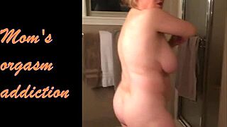 watching mom masturbate in secret