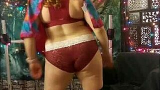 Hotwife Steffi Toys Her Cunt!