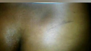 Preta Sentando No Pau