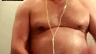 Sweet young fellow’s men explore some of the facets of homosexuality in the new 36HG video