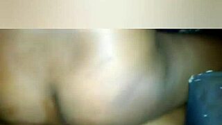 Preta Sentando No Pau