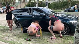 toro mecanico gets wild with brazilian latina squirting after street piss