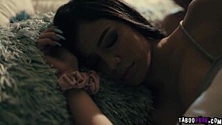 ricky spanish diving deep into savannah sixx tight wet pussy spread wide