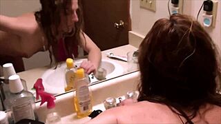 Sloppy Bathroom Blowjob And Eat The Creampie