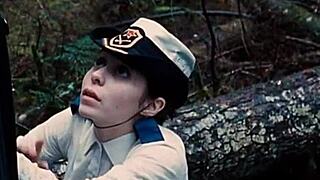 i remember cristin milioti in the carnivore 2009 as a celebrity