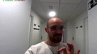 i met this girl online n she let me film us fuckin