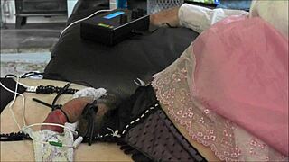 Hands-free cumming with electrical stimulation builds intense pleasure and explosive cumshots.