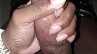 Pt4: Superdariusguy feels relaxed as soloboy pornstar