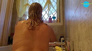 Come join me in the bath for some slutty milf pussy fucking with natural tits