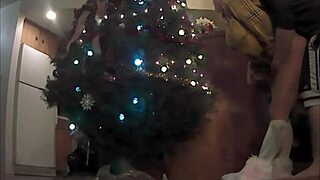 Busty Teen 18+ Amateur Sexy Fuck Cumming For Christmas