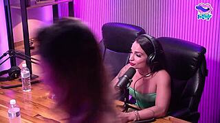 i got a tasty massge from taluane at the lesbian party