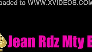 Vintage Latina wife sucking in retro trailer