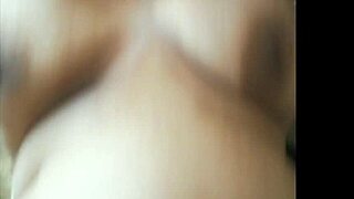 Vintage Latina wife sucking in retro trailer