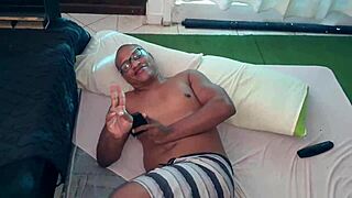 Paty Bumbum Fucks Men