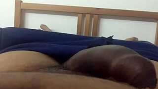 Condom tutorial for safe cock handling