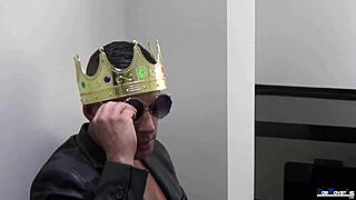 can linda del sol handle the anal king's debut?