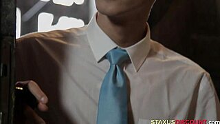 Gay Twinks Meet for Raw Hardcore Fucking