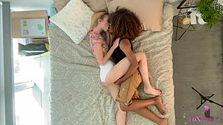 Stunning Blonde Chloe Cherry Kisses And Fingers Ebony Brunette's Hairy Pussy