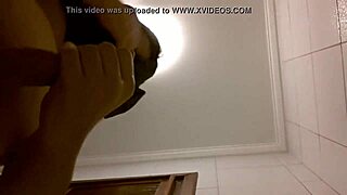 Oiled Handjob Leads To Cumshot!